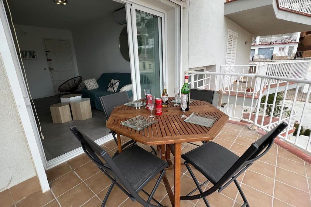 Apartamento Tres Habitaciones Con Vistas Al Mar En רוזס מראה חיצוני תמונה