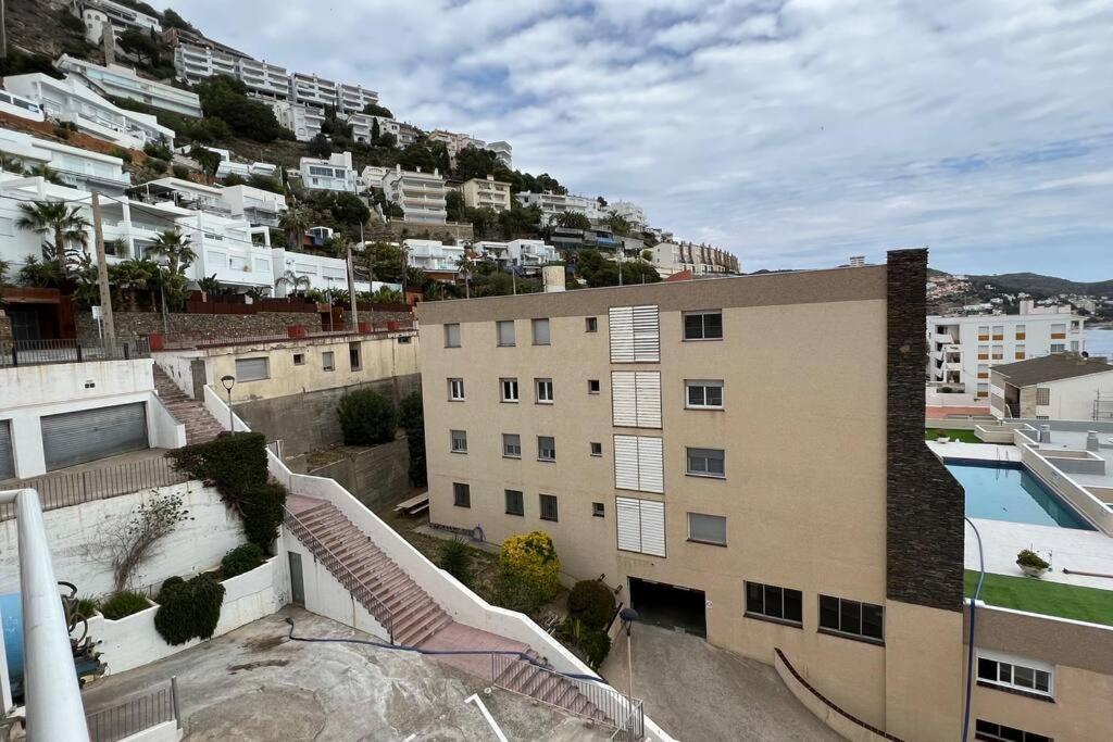 Apartamento Tres Habitaciones Con Vistas Al Mar En רוזס מראה חיצוני תמונה